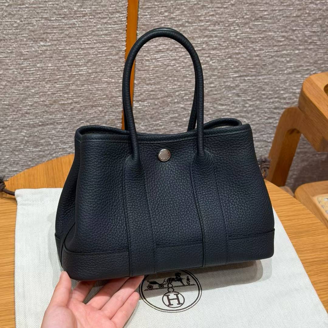 Hermès Neo Garden 23 Handbag view 2