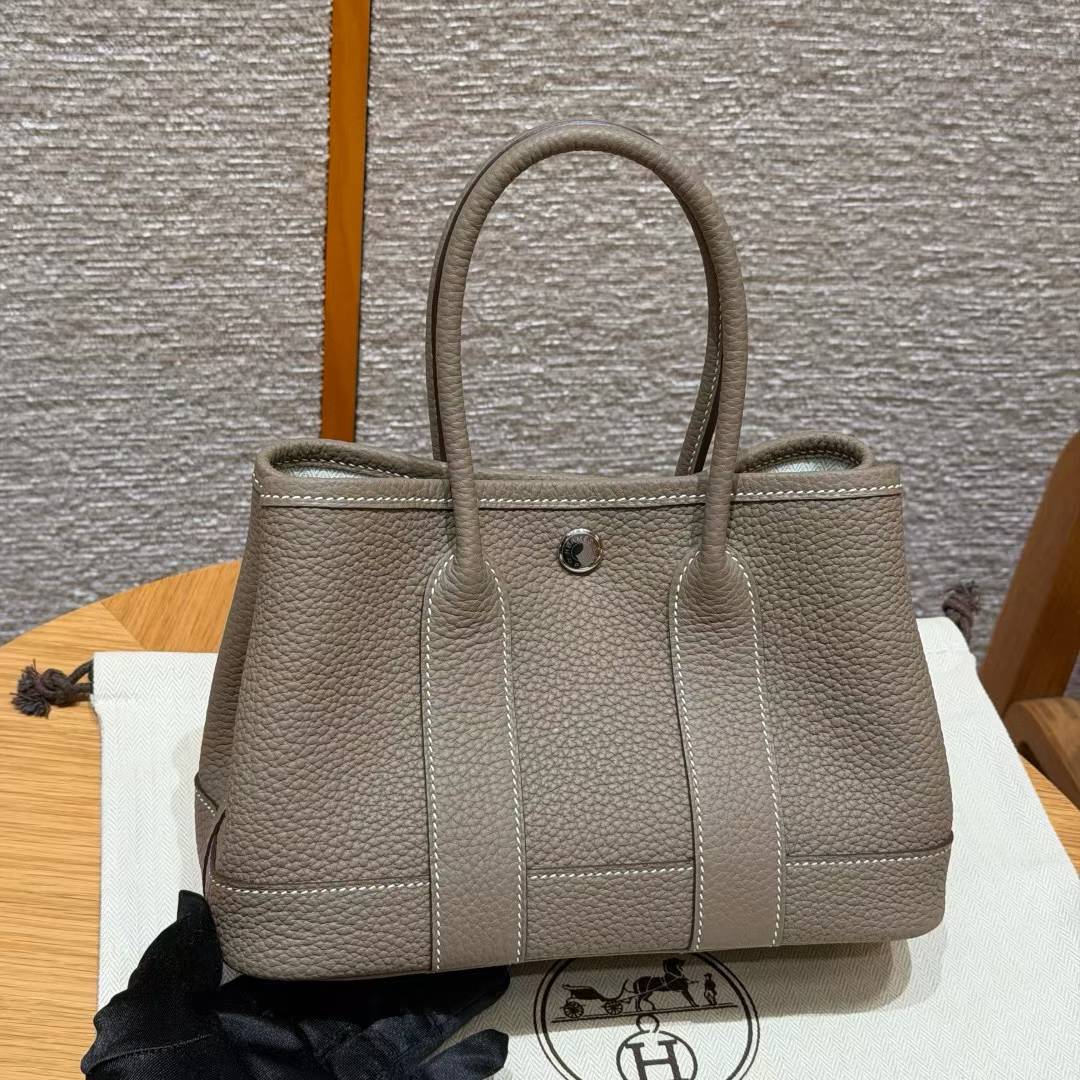 Hermès Neo Garden 23 Handbag view 1