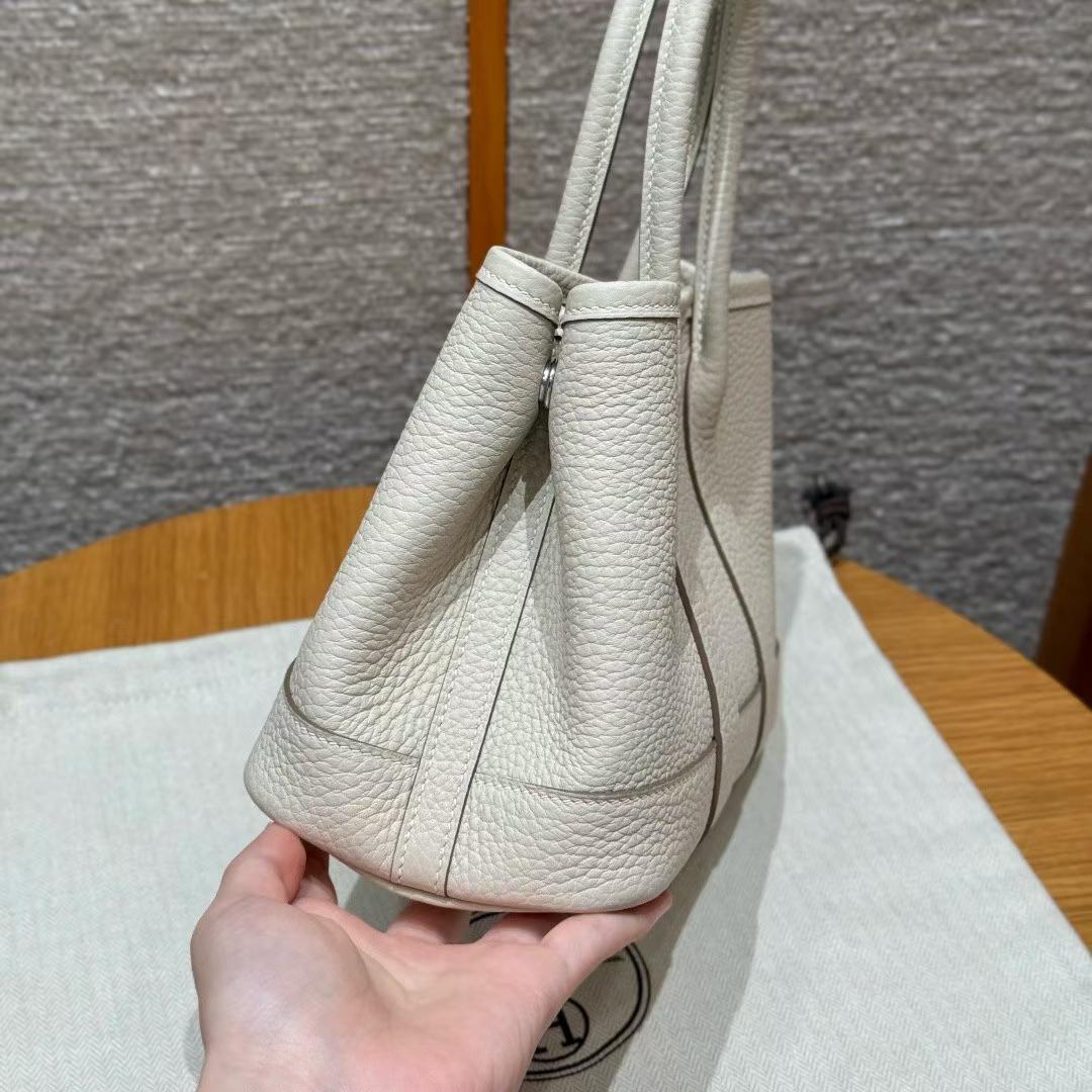 Hermès Neo Garden 23 Handbag view 3