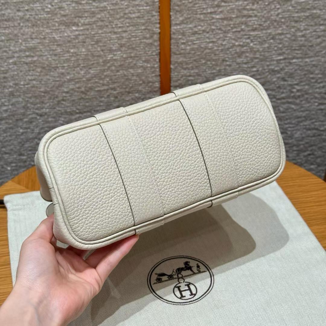 Hermès Neo Garden 23 Handbag view 4
