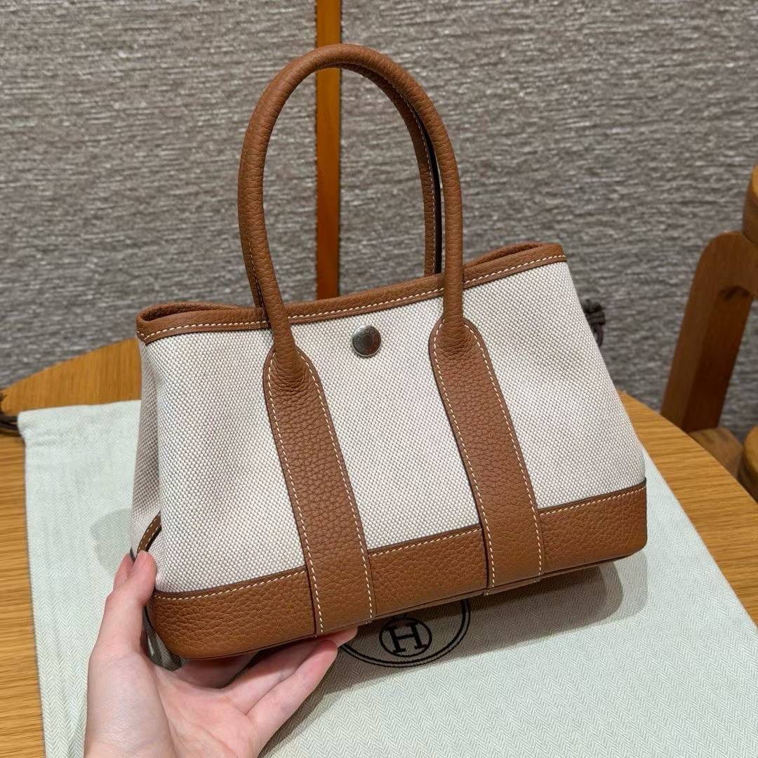 Hermès Neo Garden 23 Handbag view 1