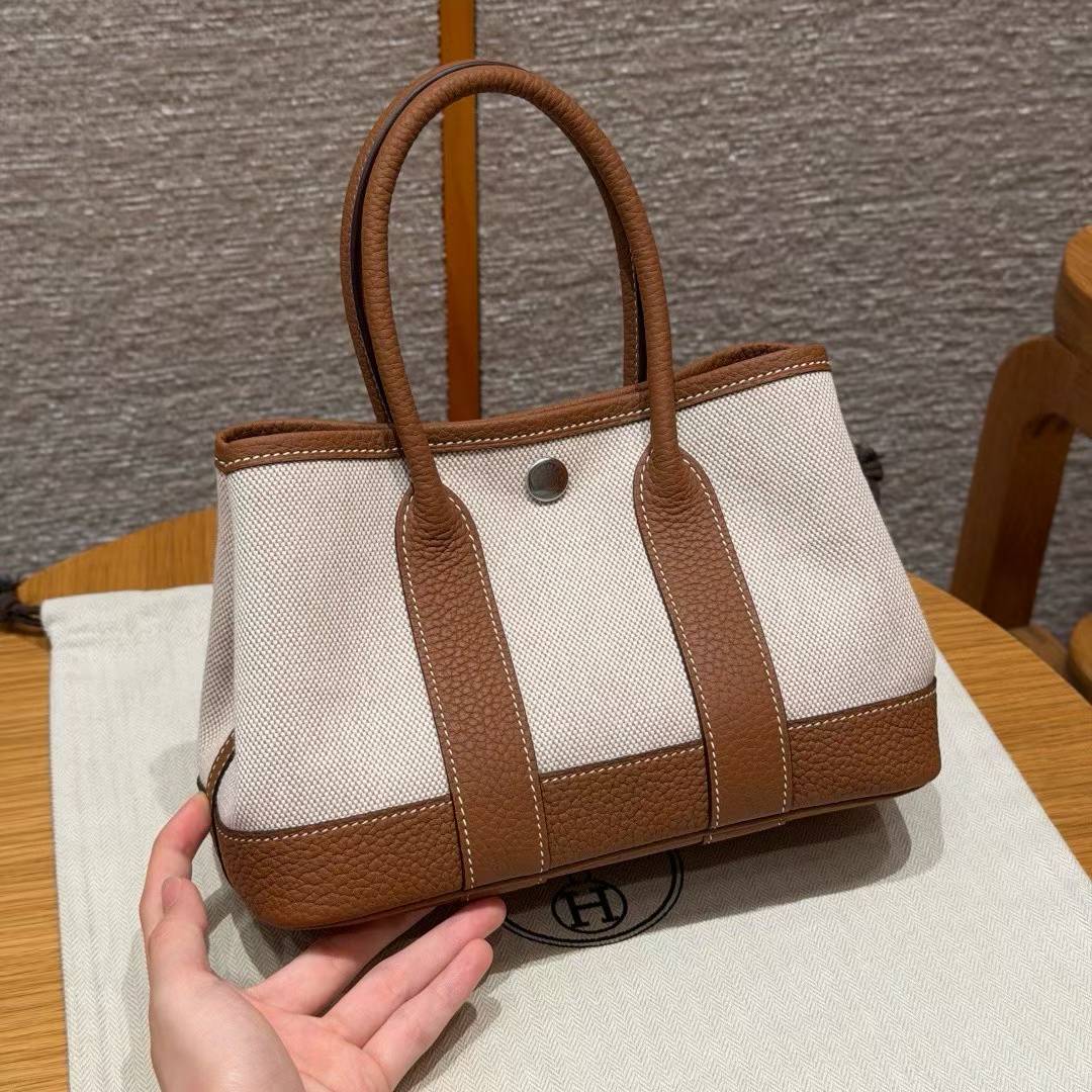 Hermès Neo Garden 23 Handbag view 3