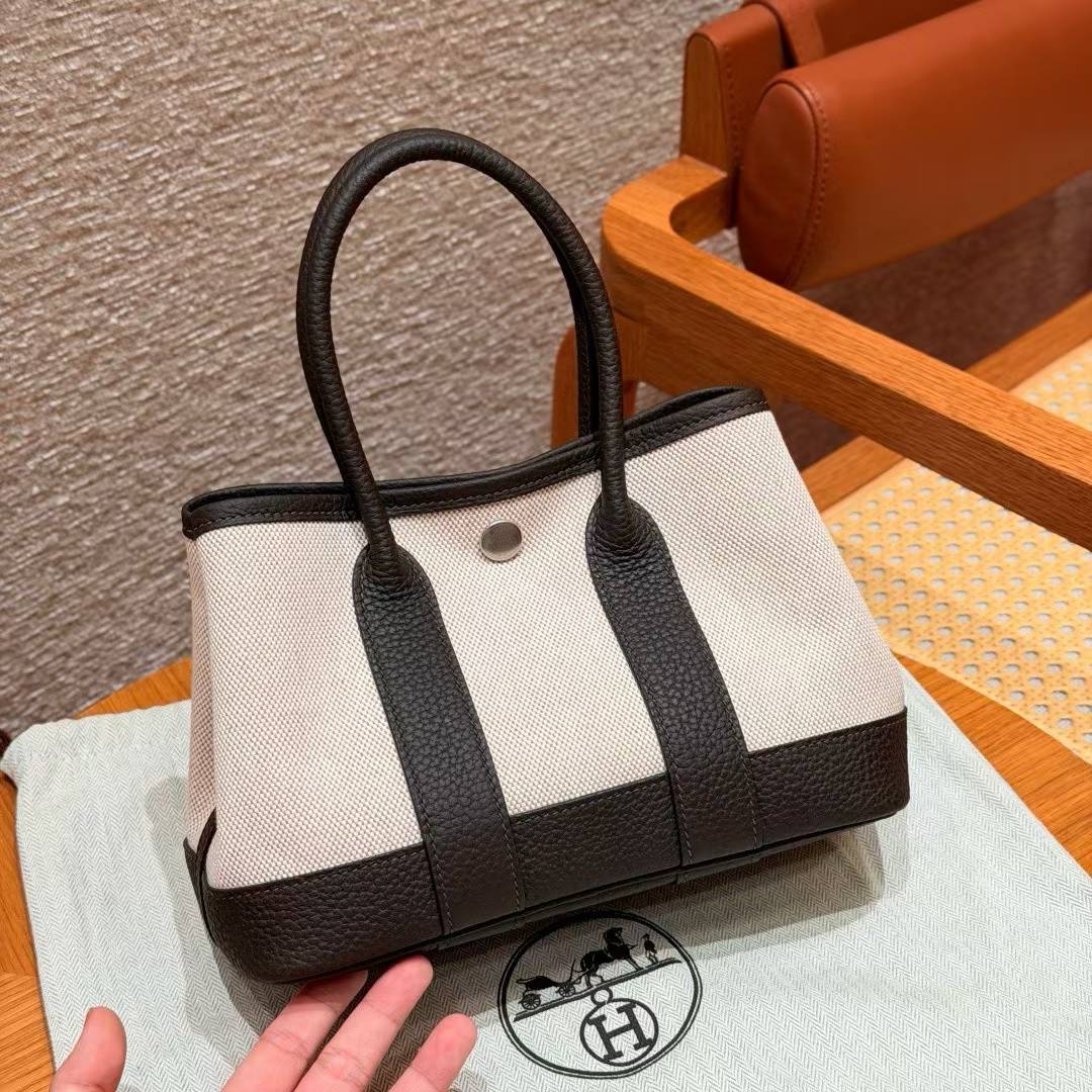 Hermès Neo Garden 23 Handbag view 1
