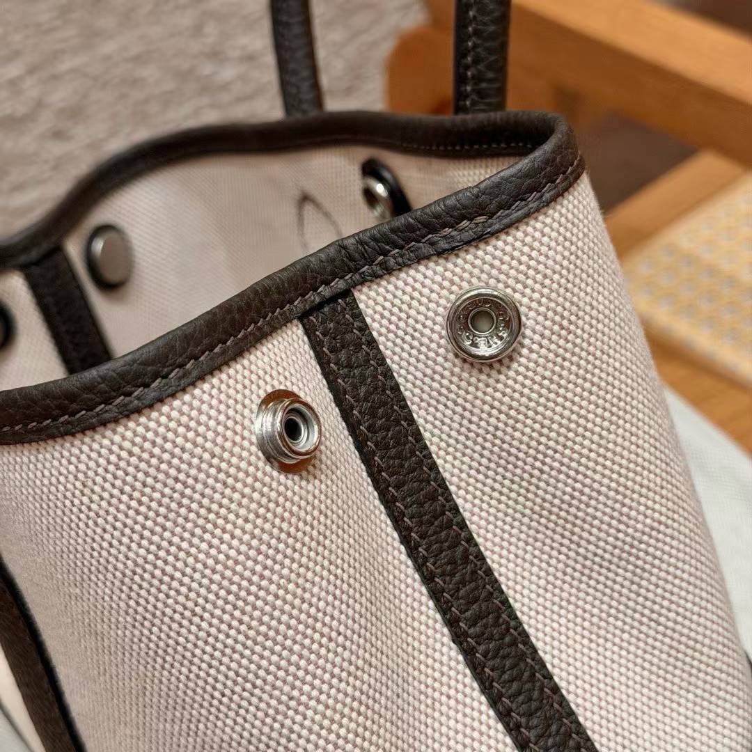 Hermès Neo Garden 23 Handbag view 7