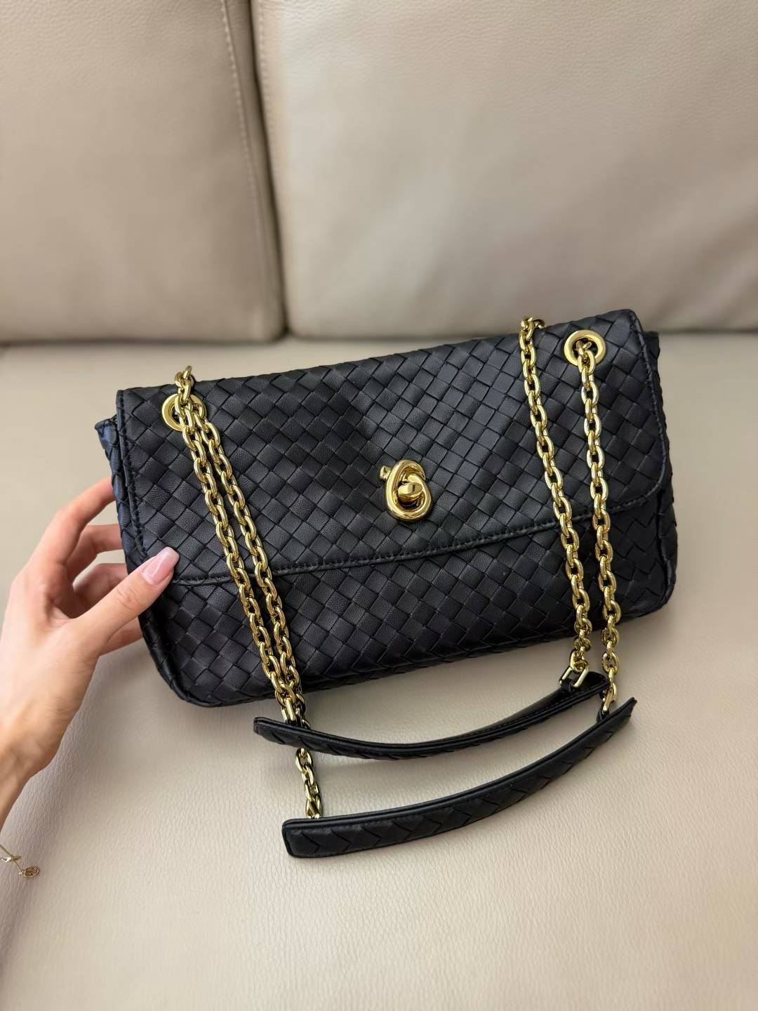 Bottega Veneta Madison view 13