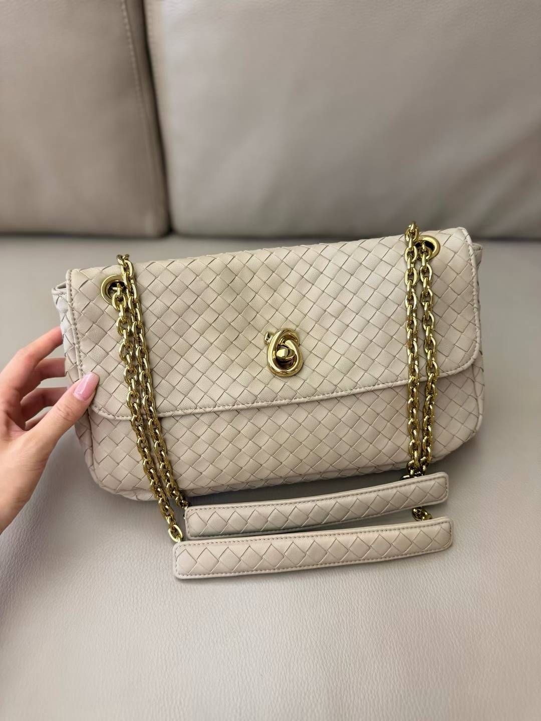 Bottega Veneta Madison view 3