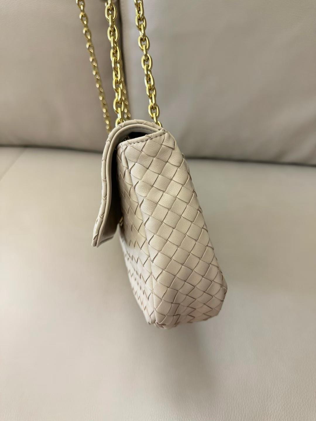 Bottega Veneta Madison view 4