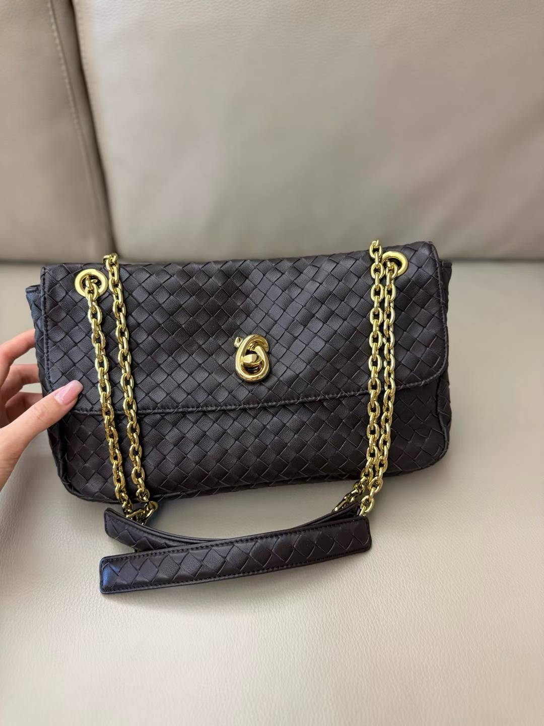 Bottega Veneta Madison view 8
