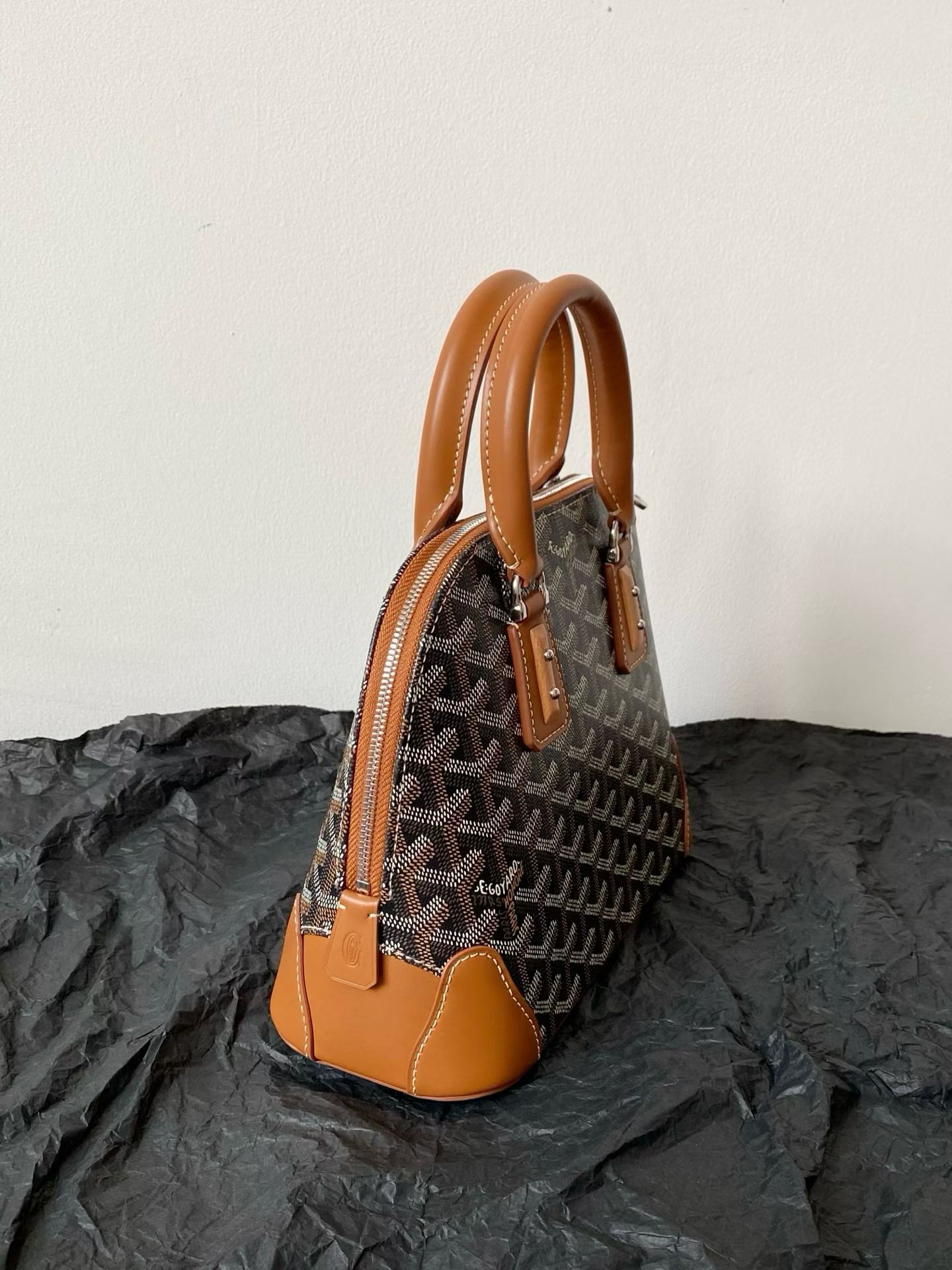 Goyard Vendôme Mini Bag view 9