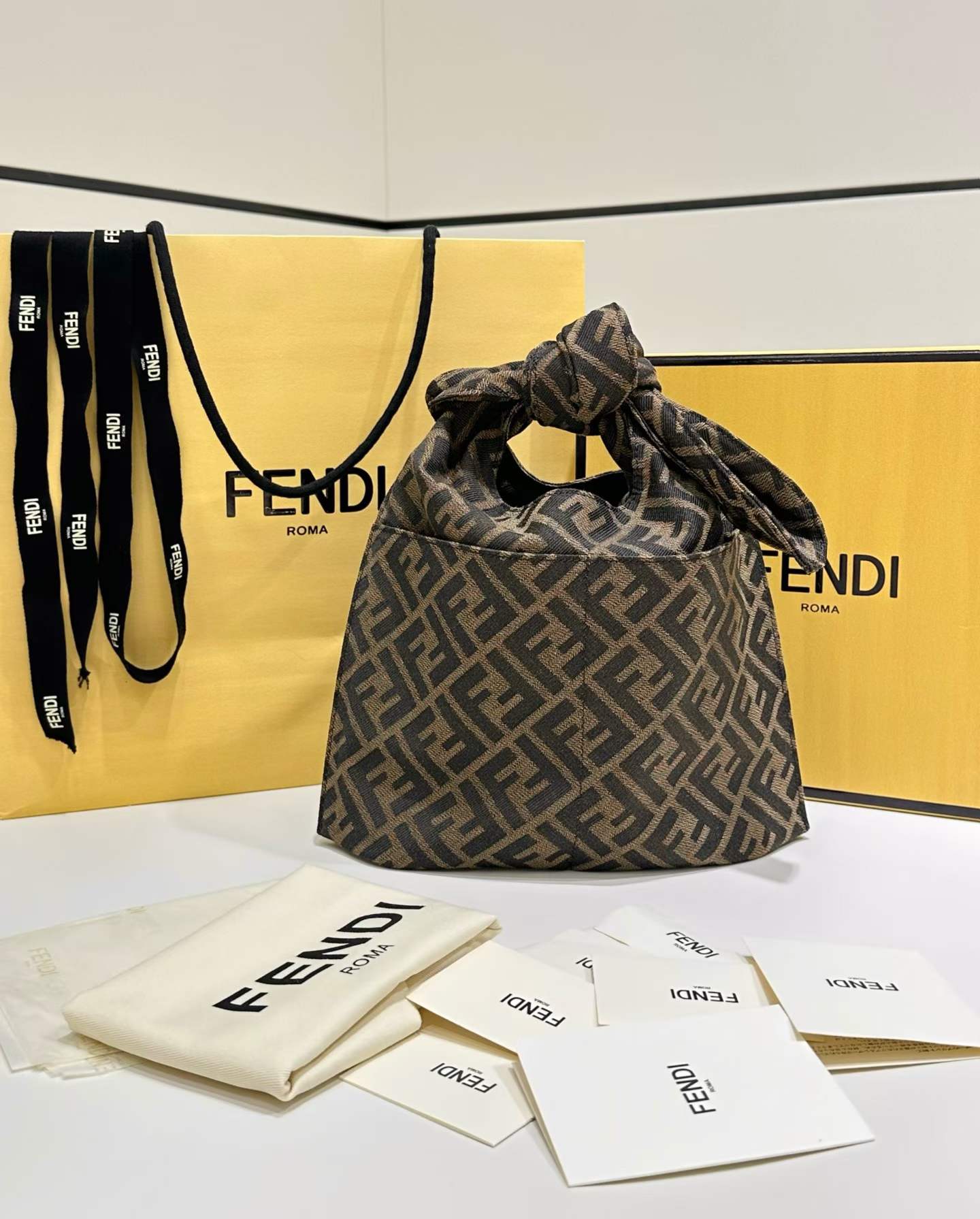 Fendi Vegetable basket handbag view 1