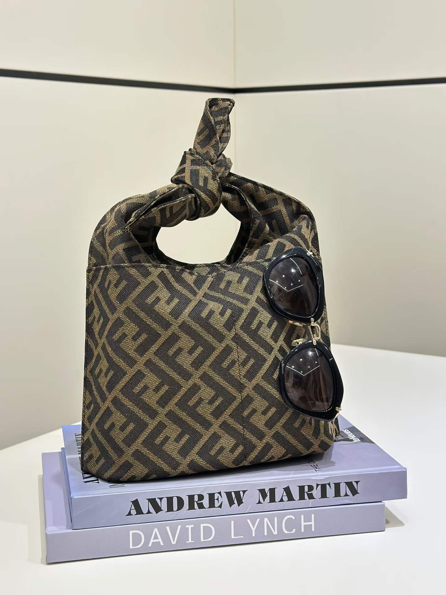 Fendi Vegetable basket handbag view 3