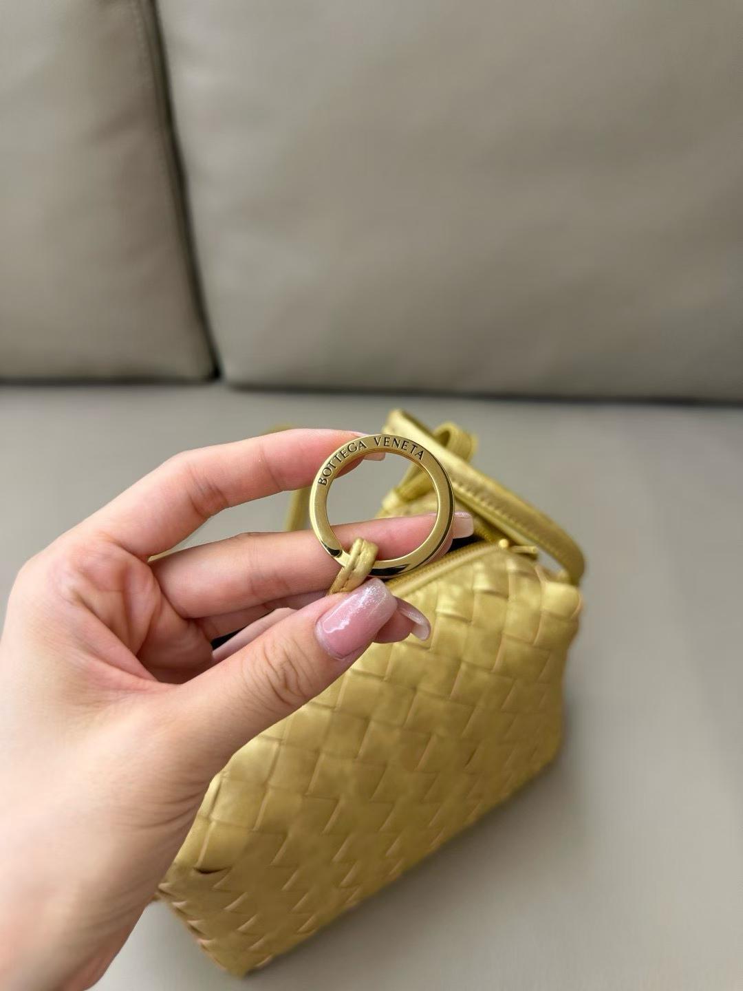 Bottega Veneta Loop Top Handle view 18