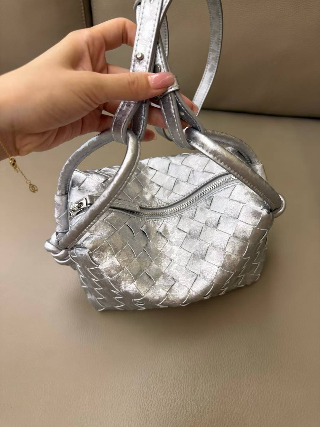 Bottega Veneta Loop Top Handle view 2