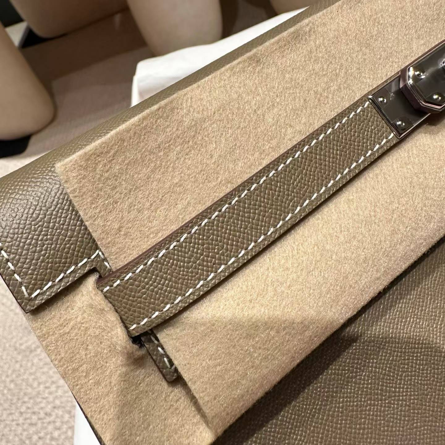 Hermès KELLY ELAN Underarm bag view 2