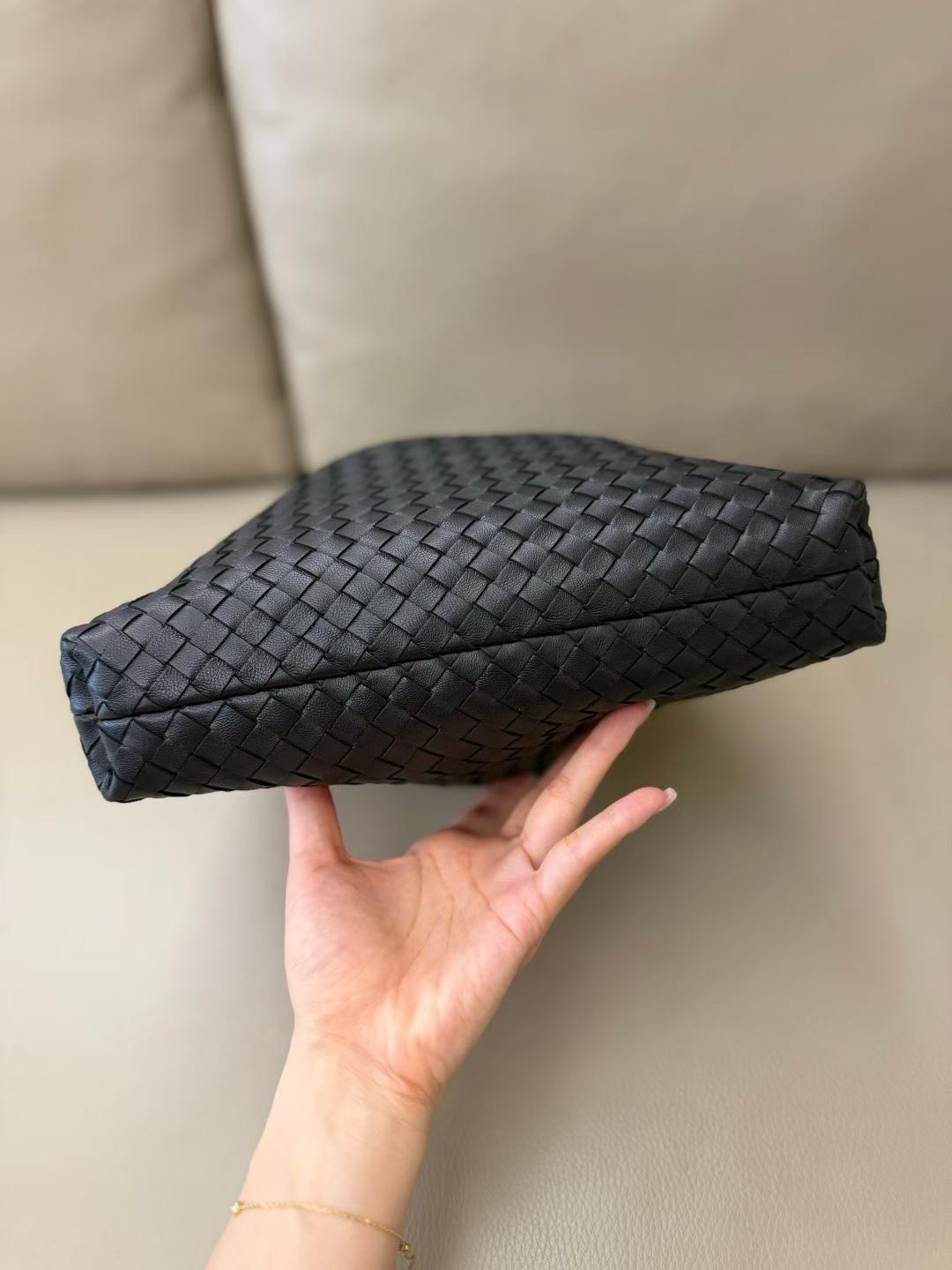 Bottega Veneta Dustbag view 4