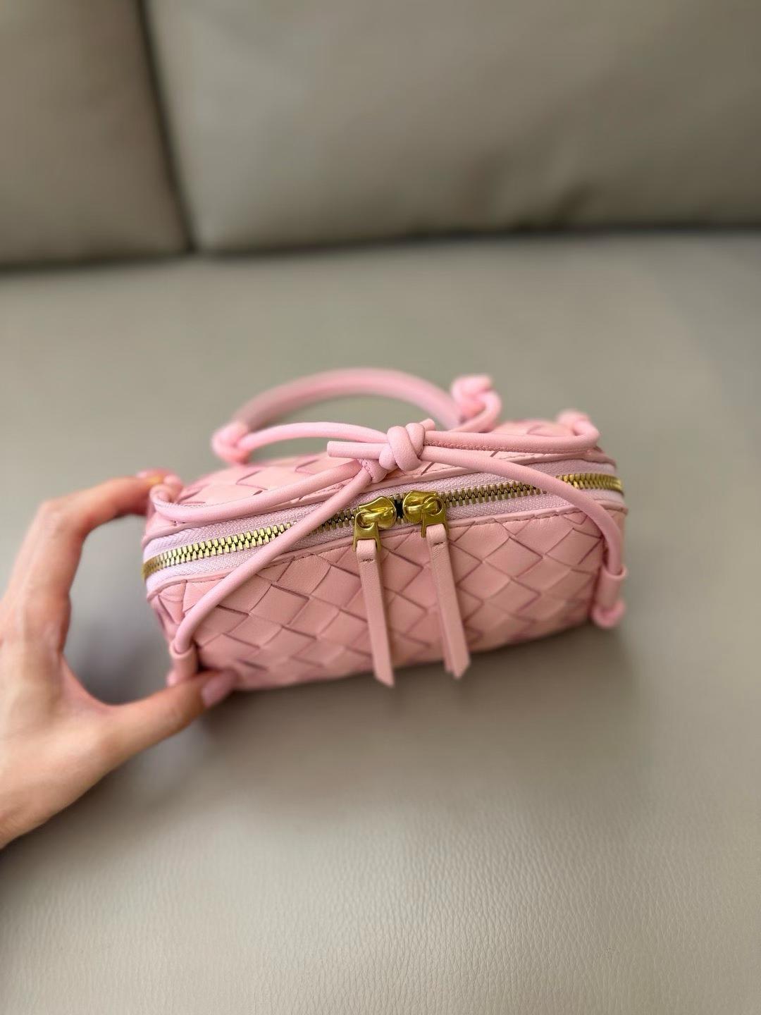 Bottega Veneta Intrecciato Concert Pouch view 2