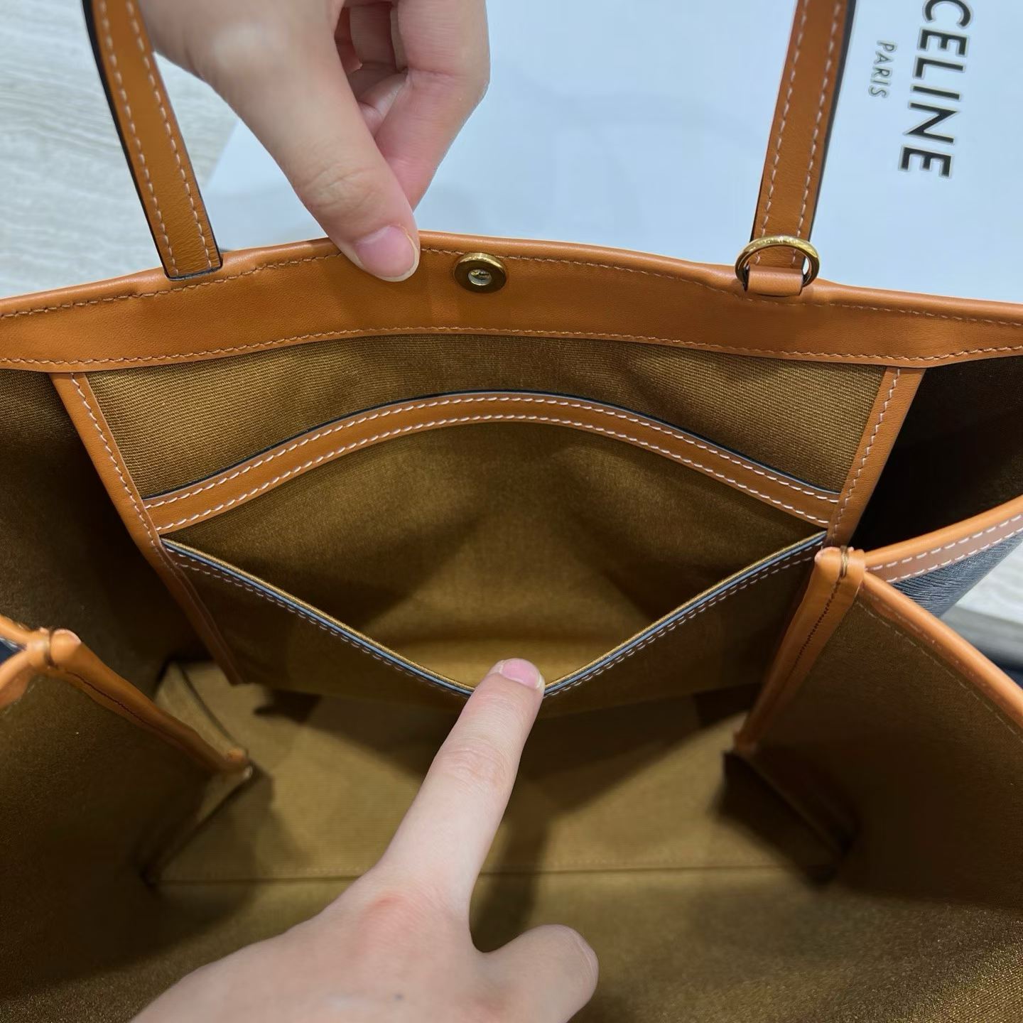 Celine FLAT SHOPPER IN Triomphe Canvas view 5