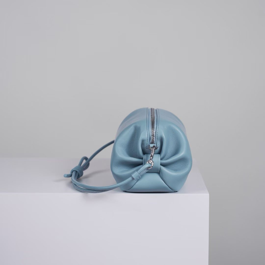 Dior Bow Pouch view 5