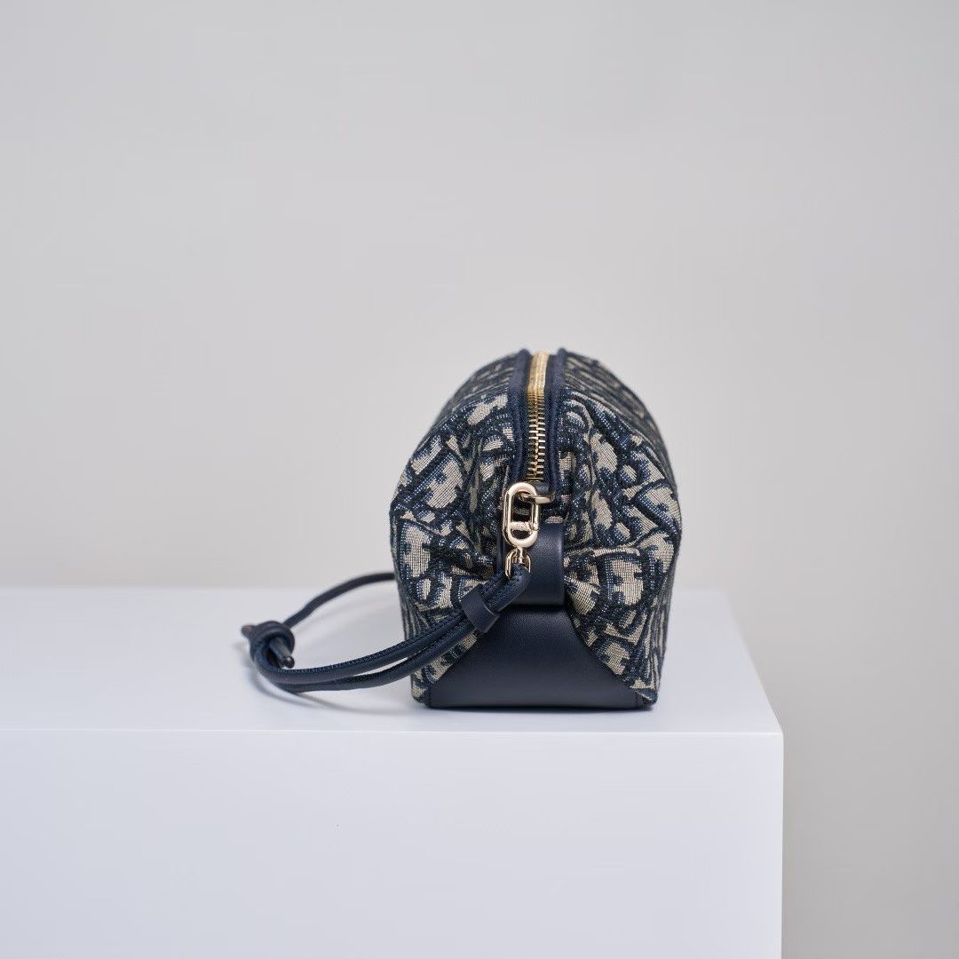 Dior Bow Pouch view 3