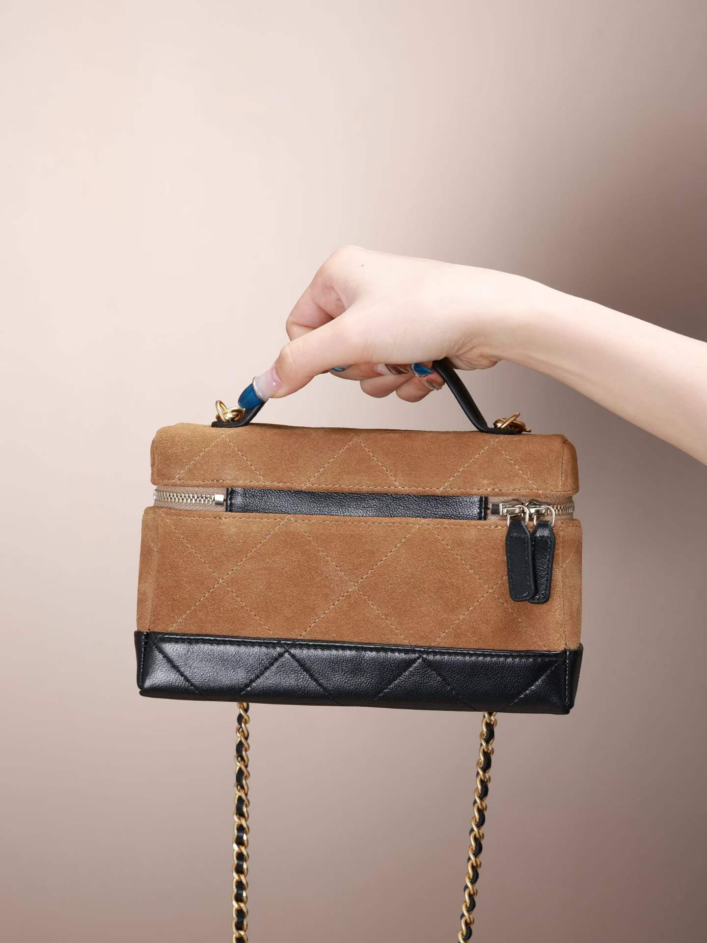 Chanel Vanity with Chain view 2