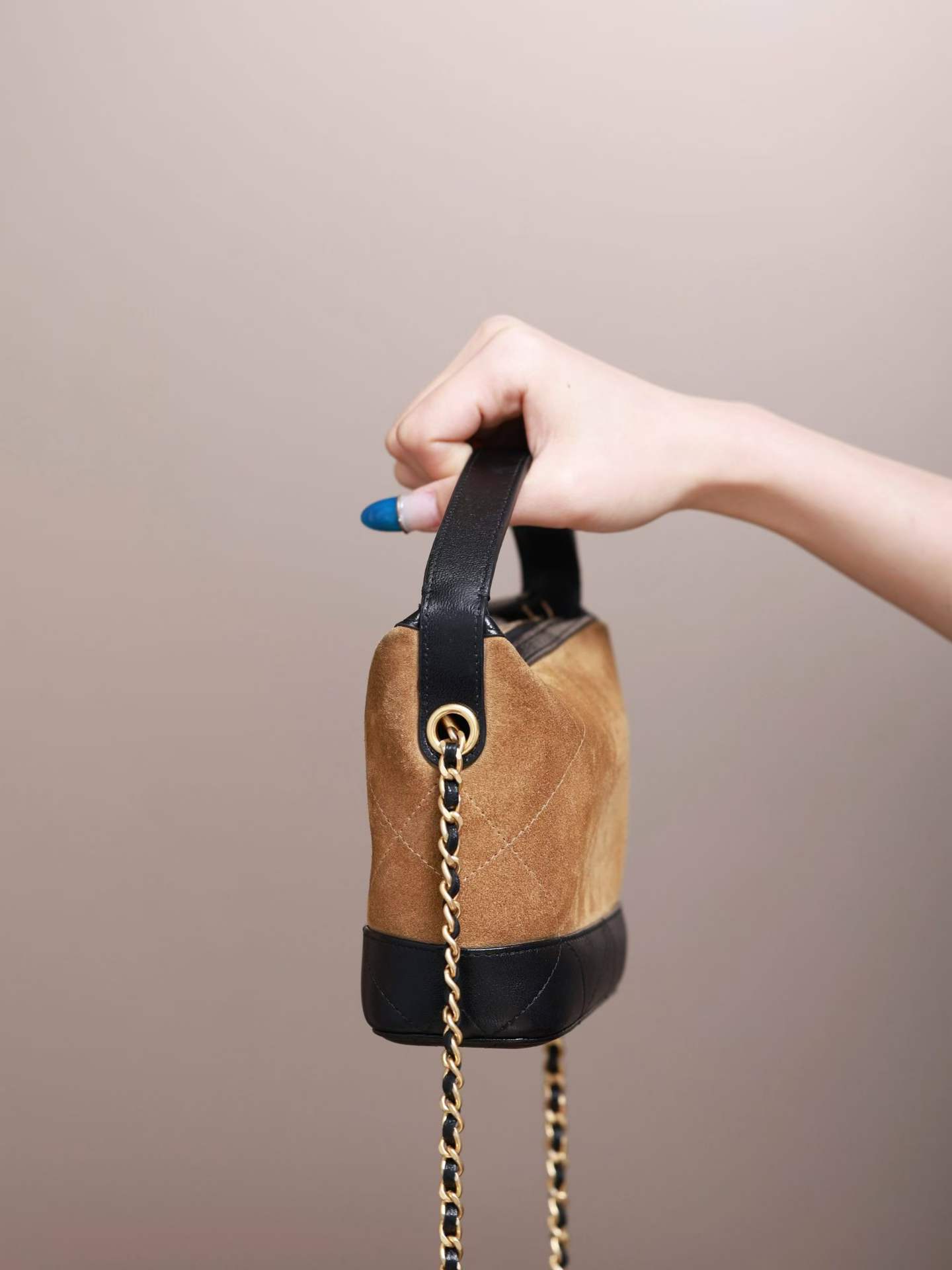 Chanel 26 Clutch with chain view 3