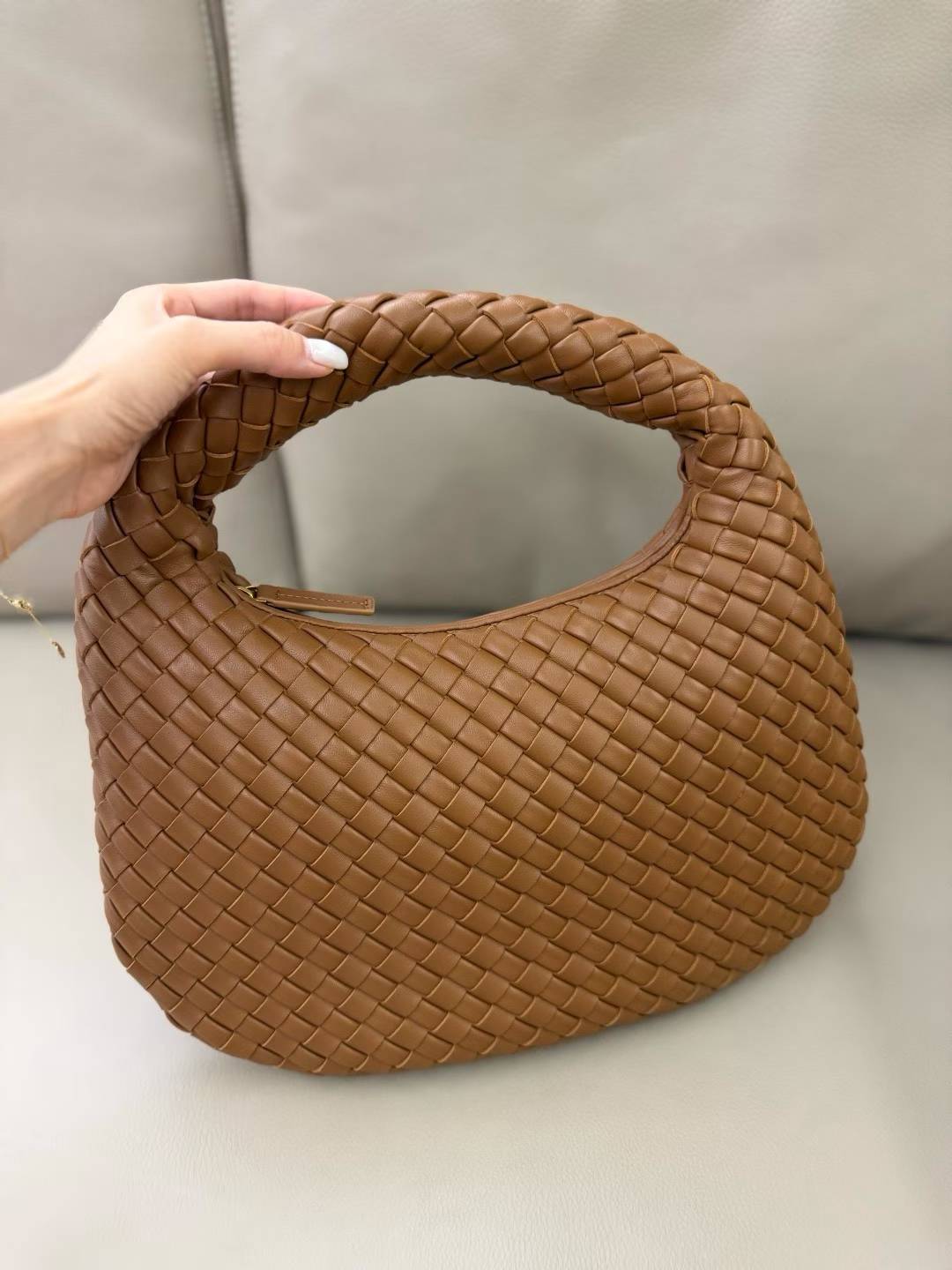 Bottega Veneta Veneta view 1