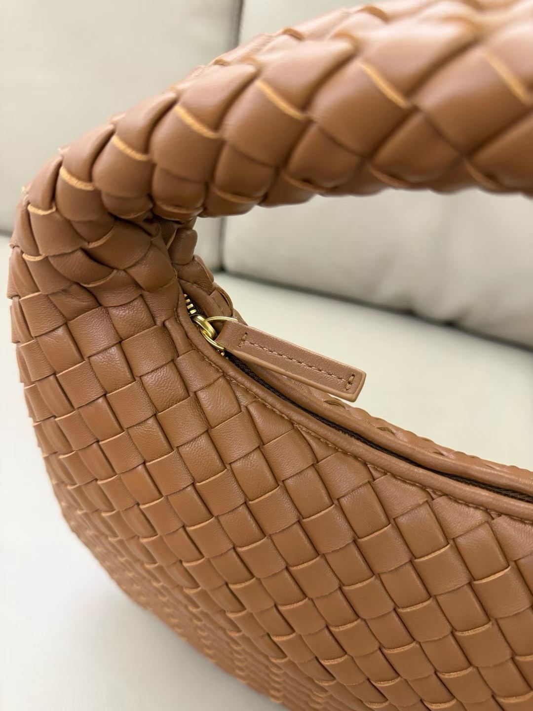 Bottega Veneta Veneta view 4