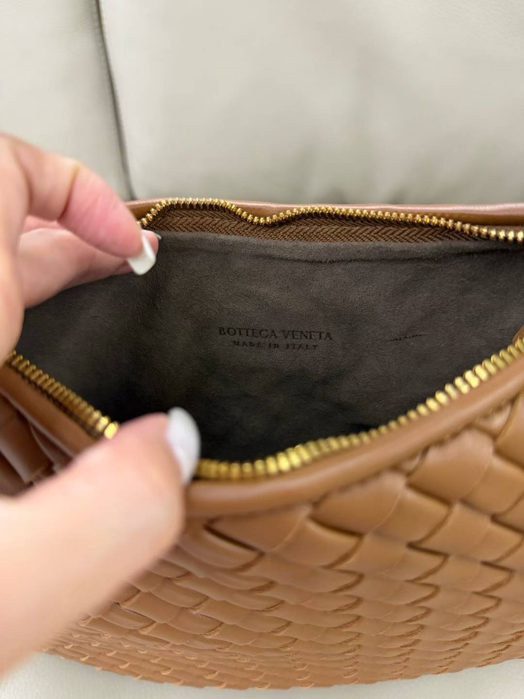 Bottega Veneta Veneta view 7