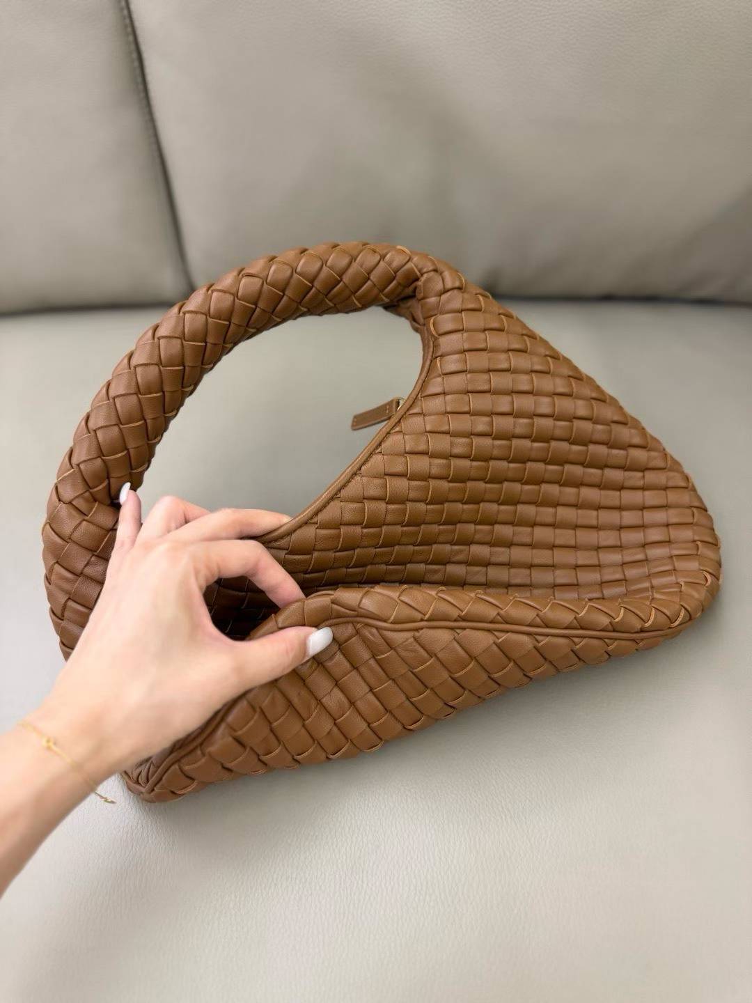 Bottega Veneta Veneta view 8