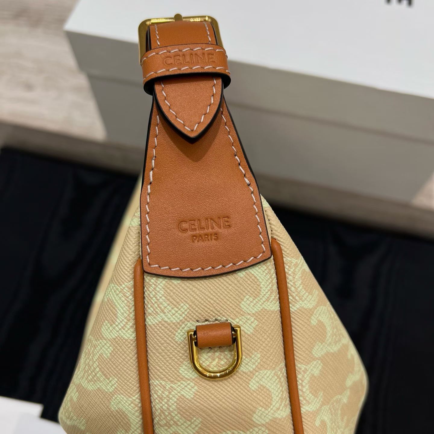 Celine Teen Lulu In Triomphe Canvas view 5