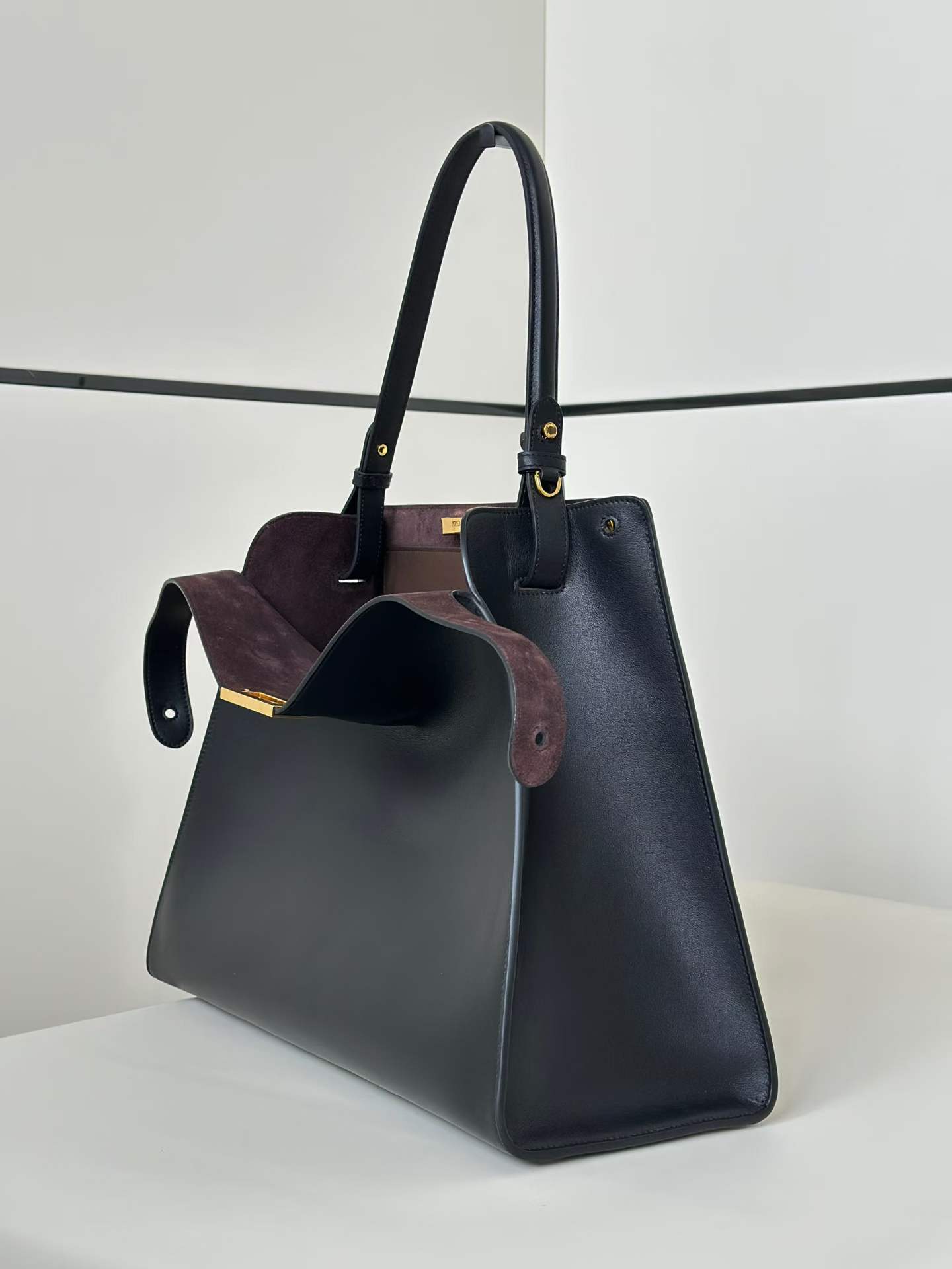 Fendi Way Medium view 6