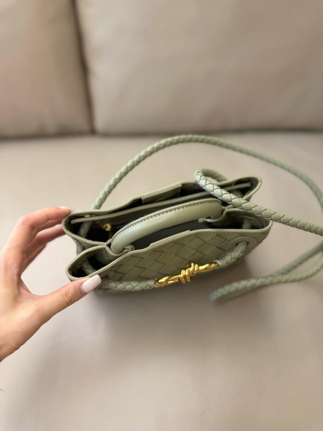 Bottega Veneta Mini Andiamo view 13