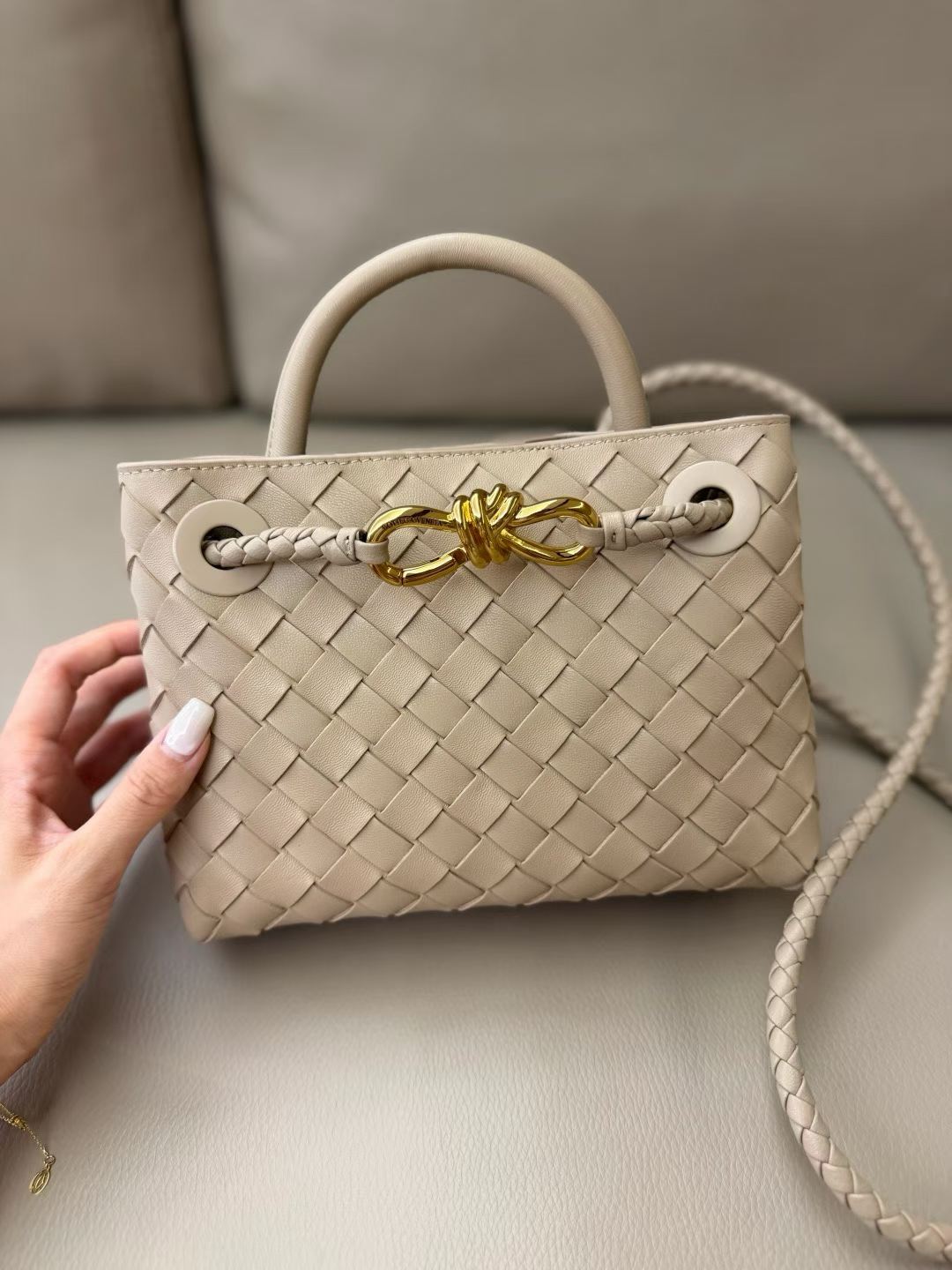 Bottega Veneta Mini Andiamo view 5
