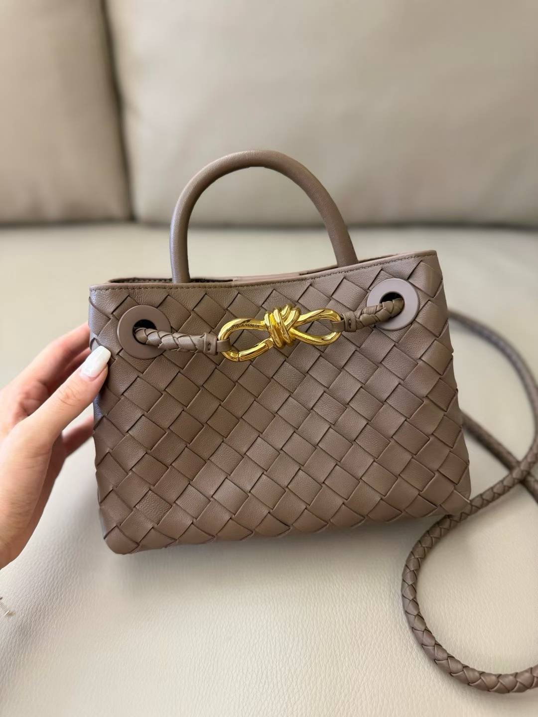 Bottega Veneta Mini Andiamo view 8
