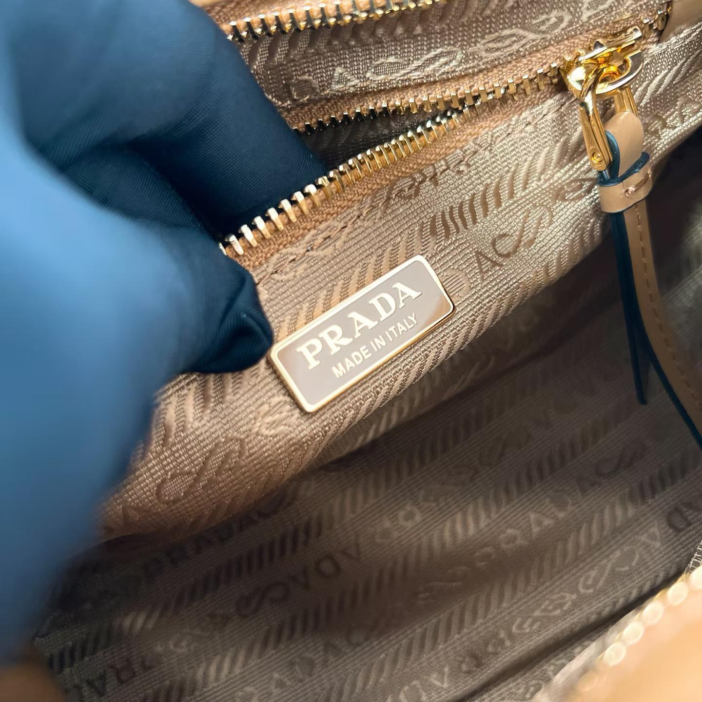 Prada Bonnie leather mini handbag view 29
