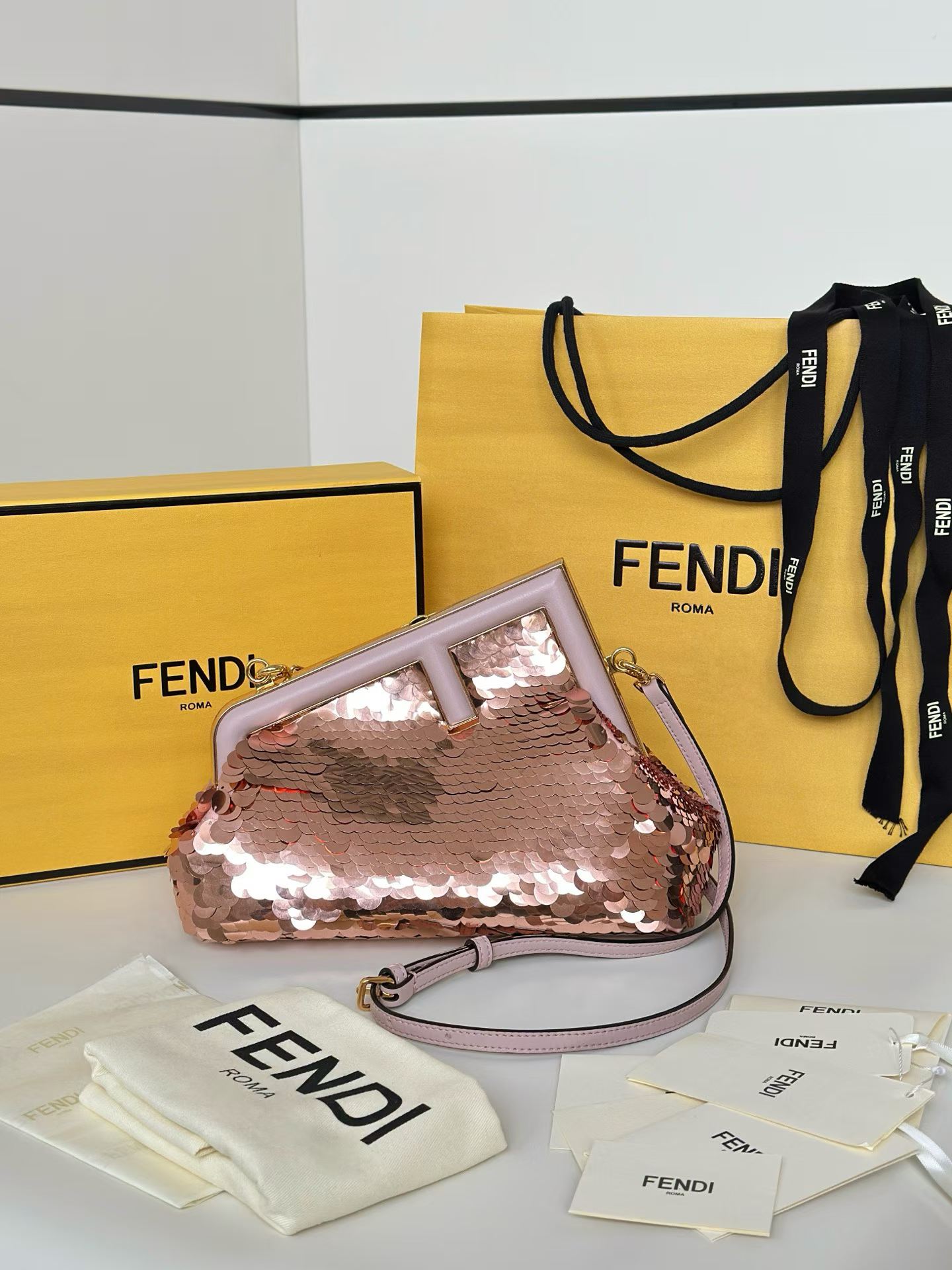 Fendi First view 1