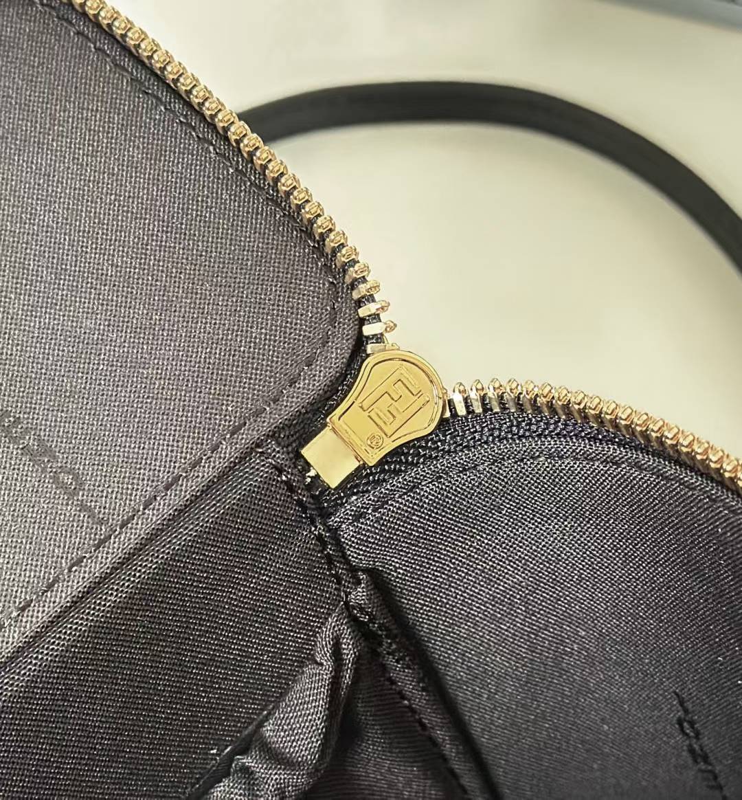 Fendi Vanity view 7