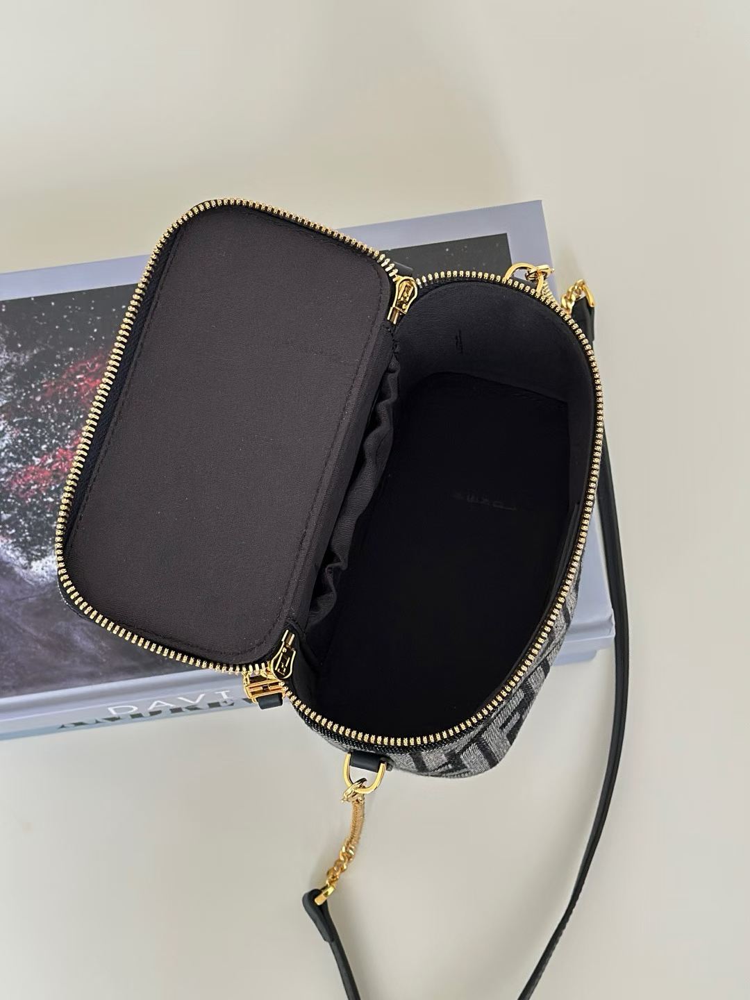 Fendi Vanity view 9