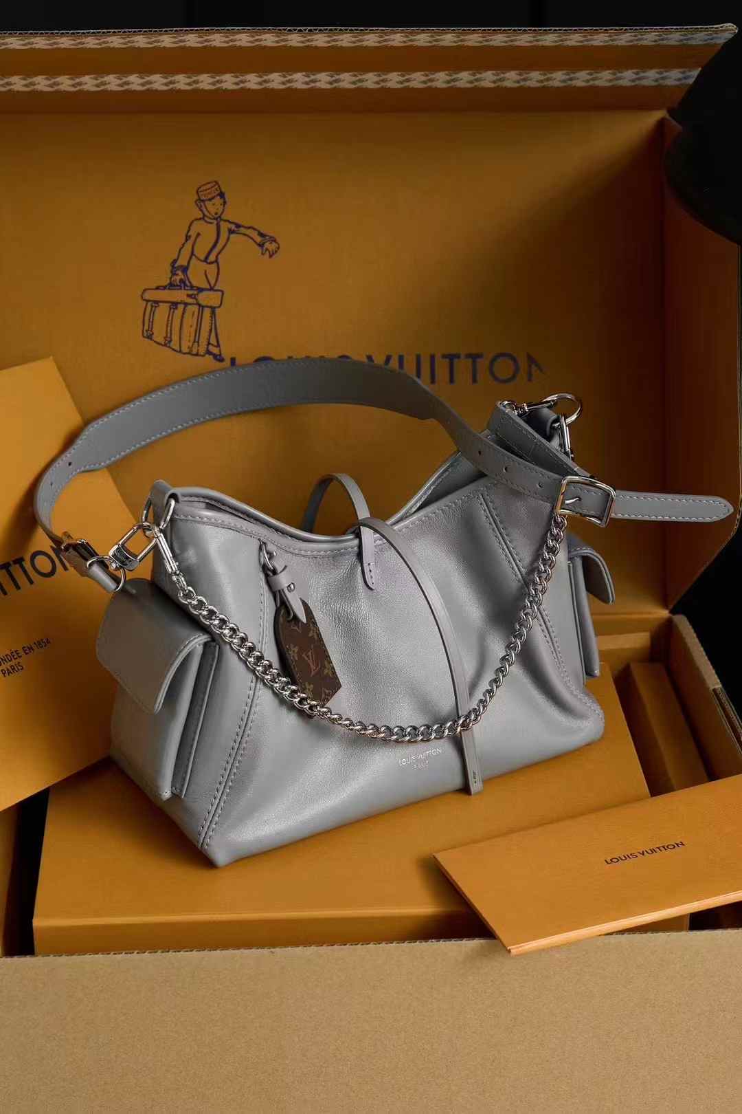 Louis Vuitton CarryAll Cargo Vibe PM Bag M12579 view 1