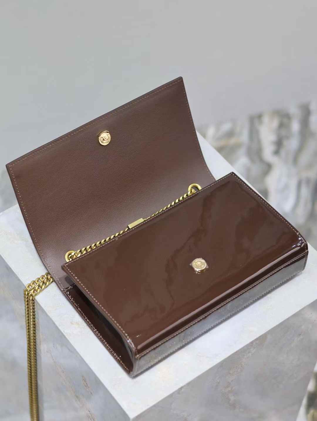 Saint Laurent kate small in patent leather view 8