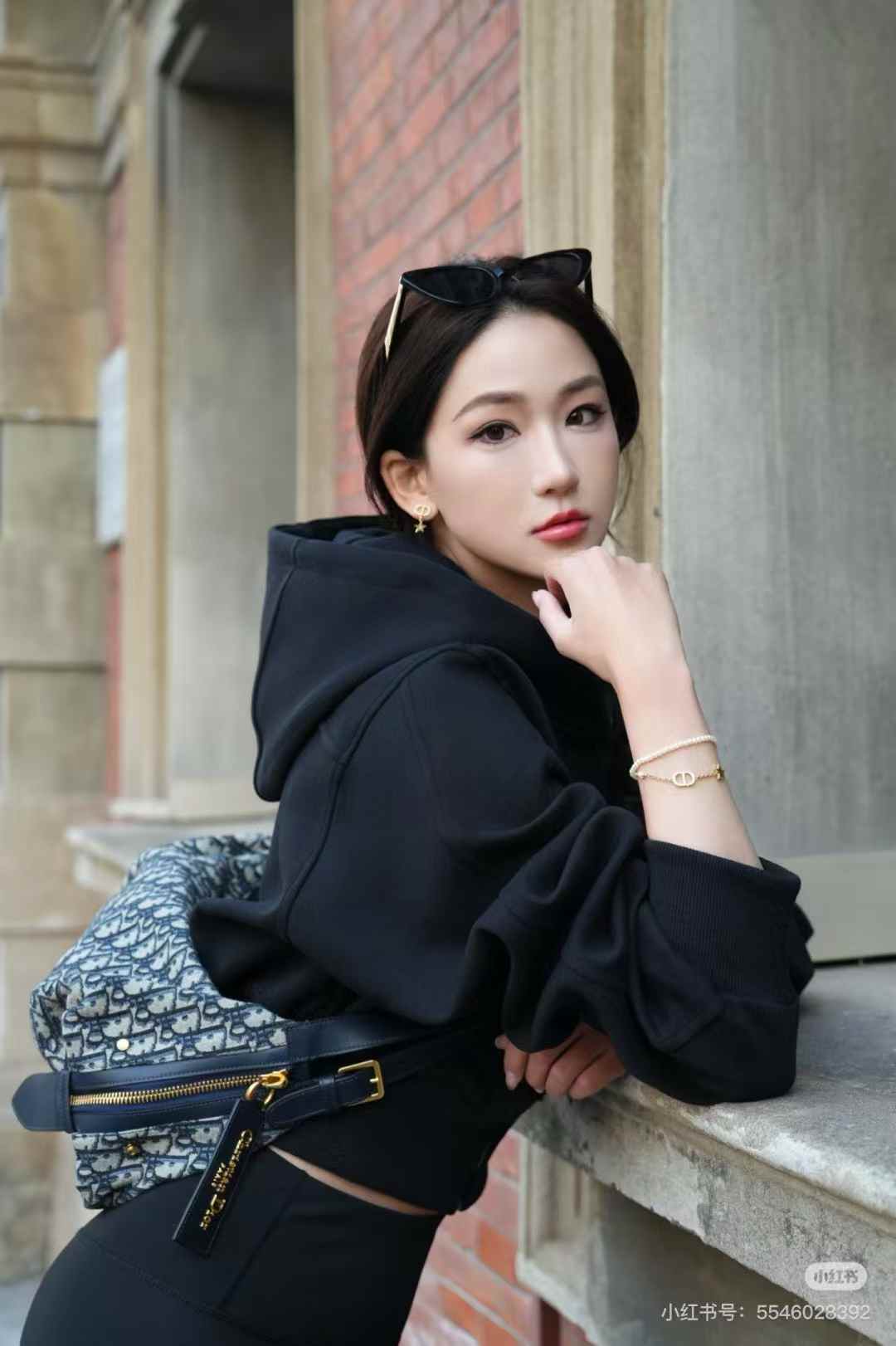 Dior Medium D-Journey Bag view 9