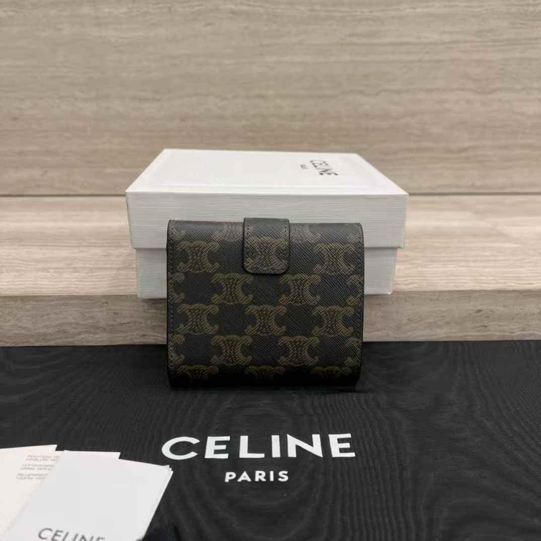 Celine Accordeon Card Holder In Supple Grained Calfskin view 2