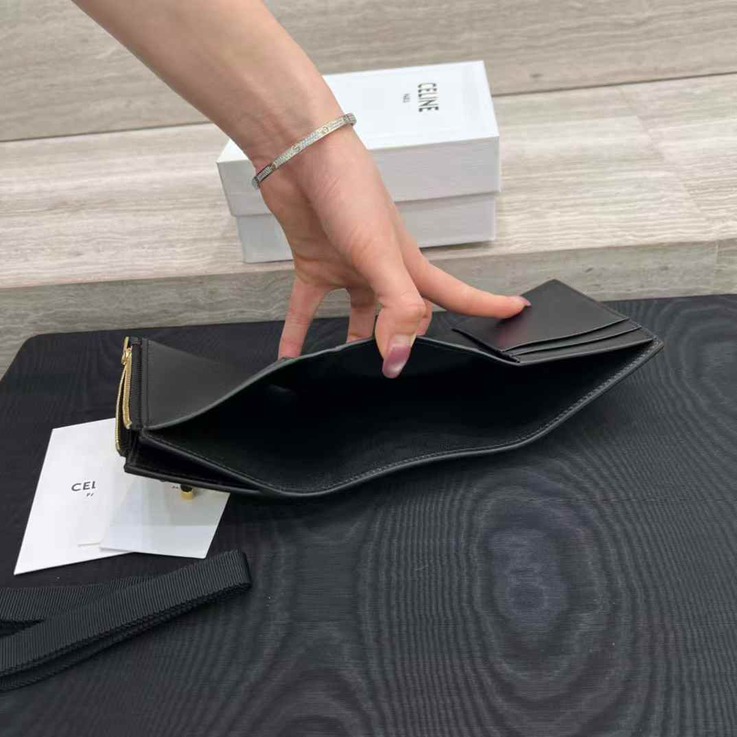 Celine Accordeon Card Holder In Supple Grained Calfskin view 7