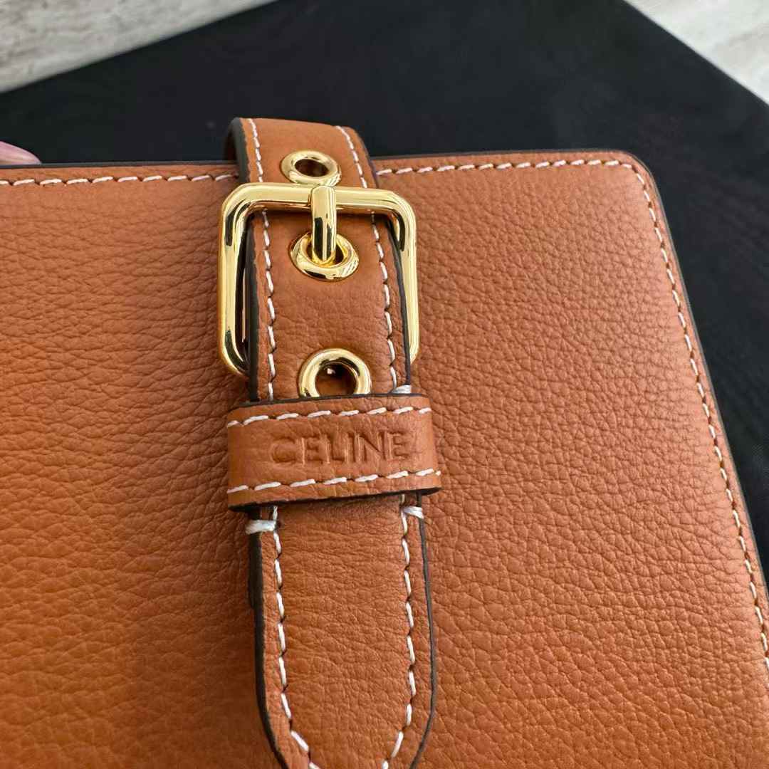 Celine Accordeon Card Holder In Supple Grained Calfskin view 8