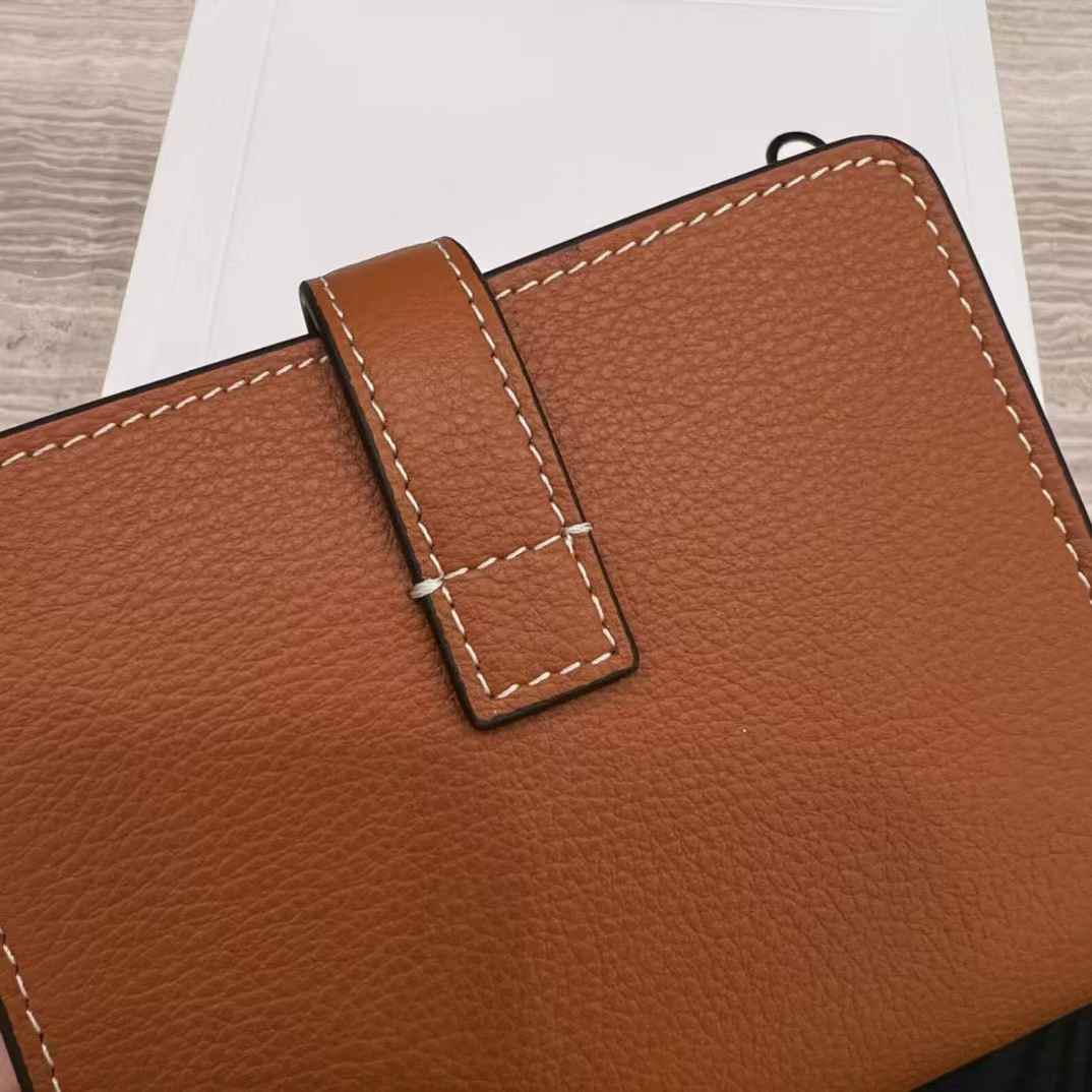 Celine Accordeon Card Holder In Supple Grained Calfskin view 9