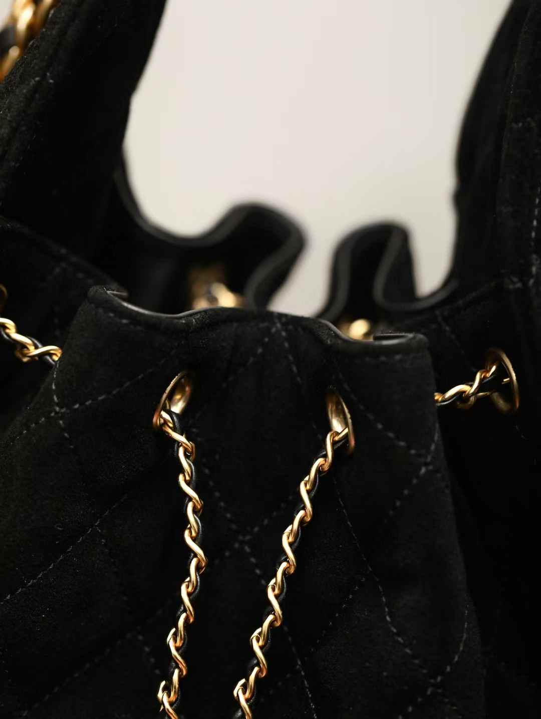 Chanel 25 Bags view 5