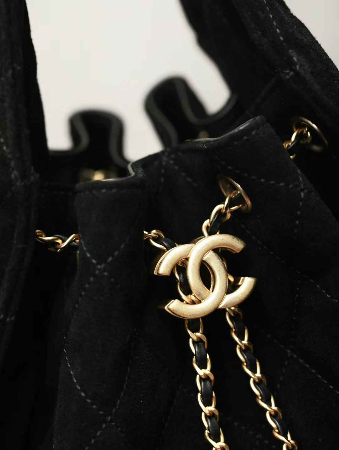 Chanel 25 Bags view 9