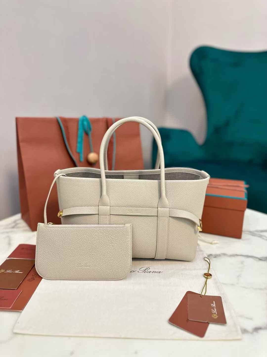 Loro Piana Small Ghiera Shopper view 1