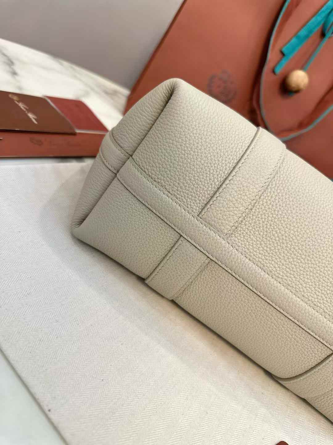 Loro Piana Small Ghiera Shopper view 8