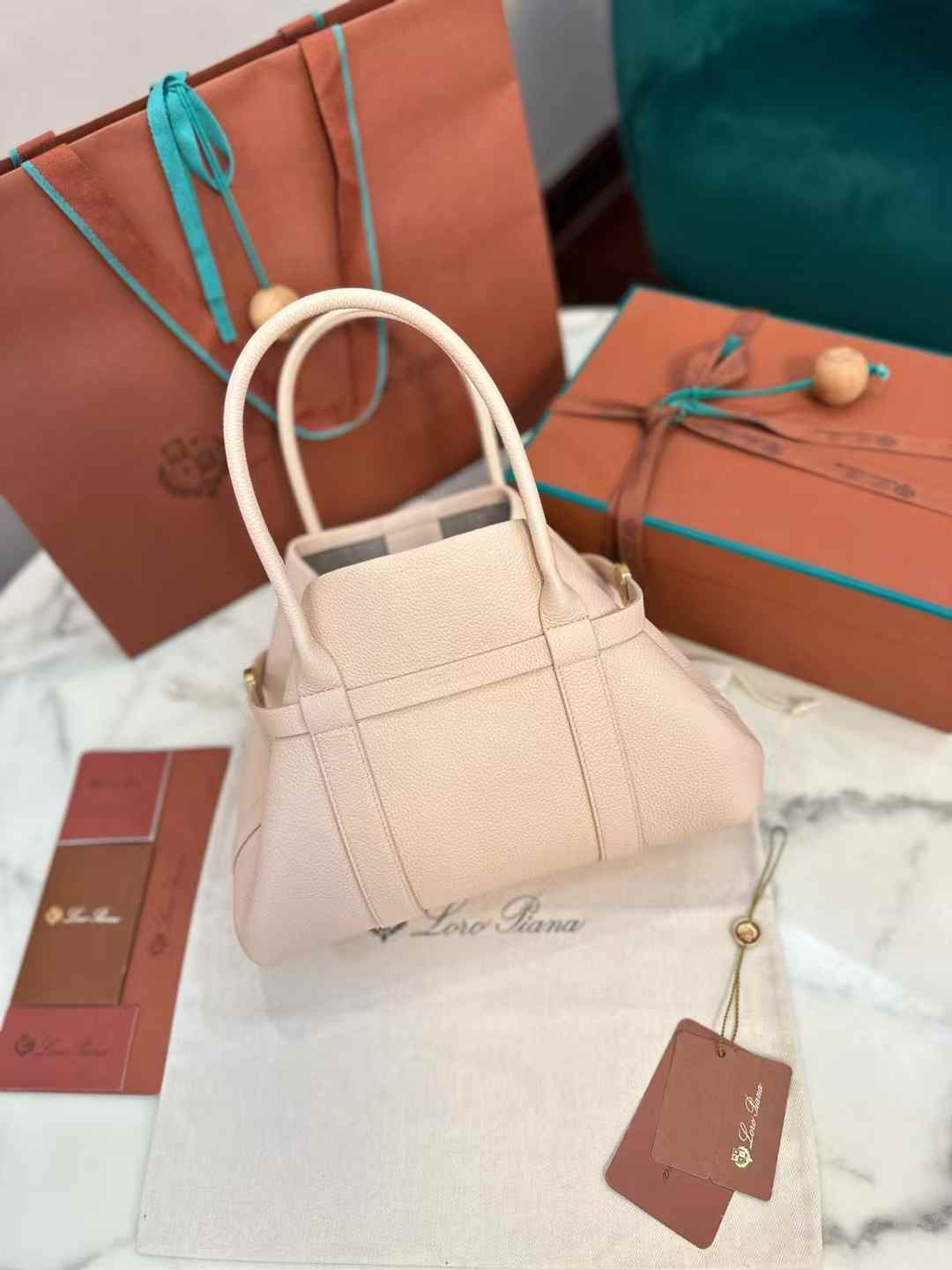 Loro Piana Small Ghiera Shopper view 9